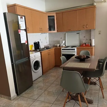 Sea View Apartment *